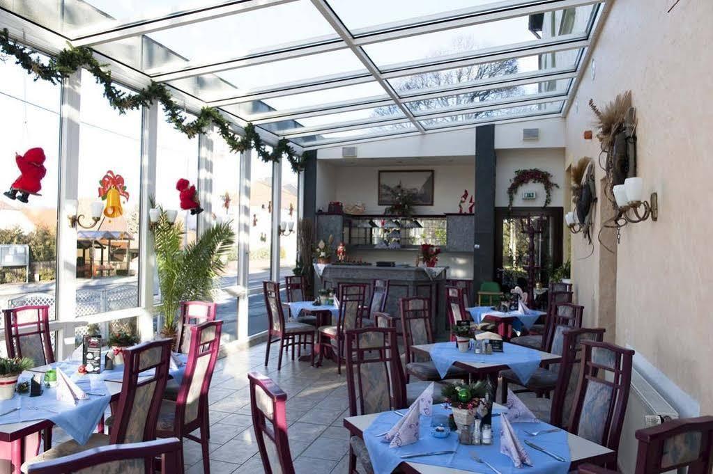 Hotel & Ristorante Positano Radeburg Exterior foto